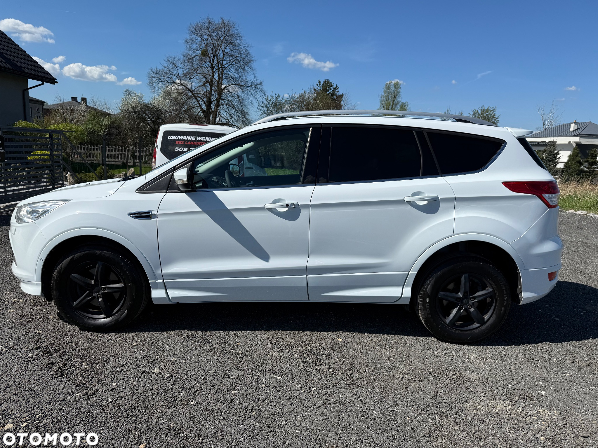 Ford Kuga 1.6 EcoBoost 2x4 Individual - 2