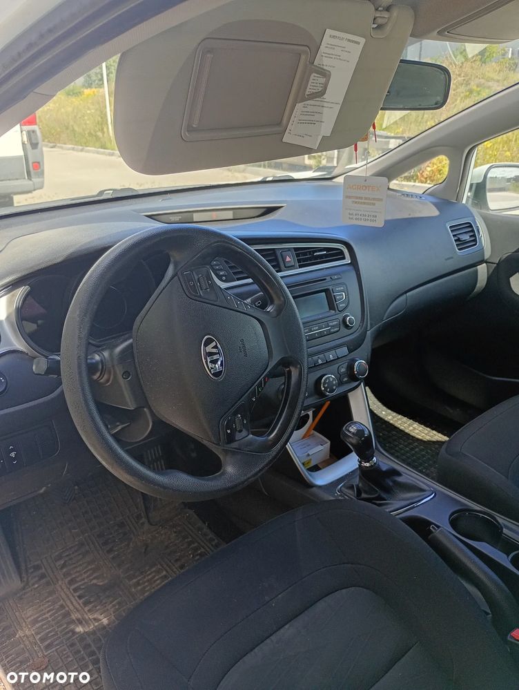 Kia Ceed 1.6 GDI M - 4