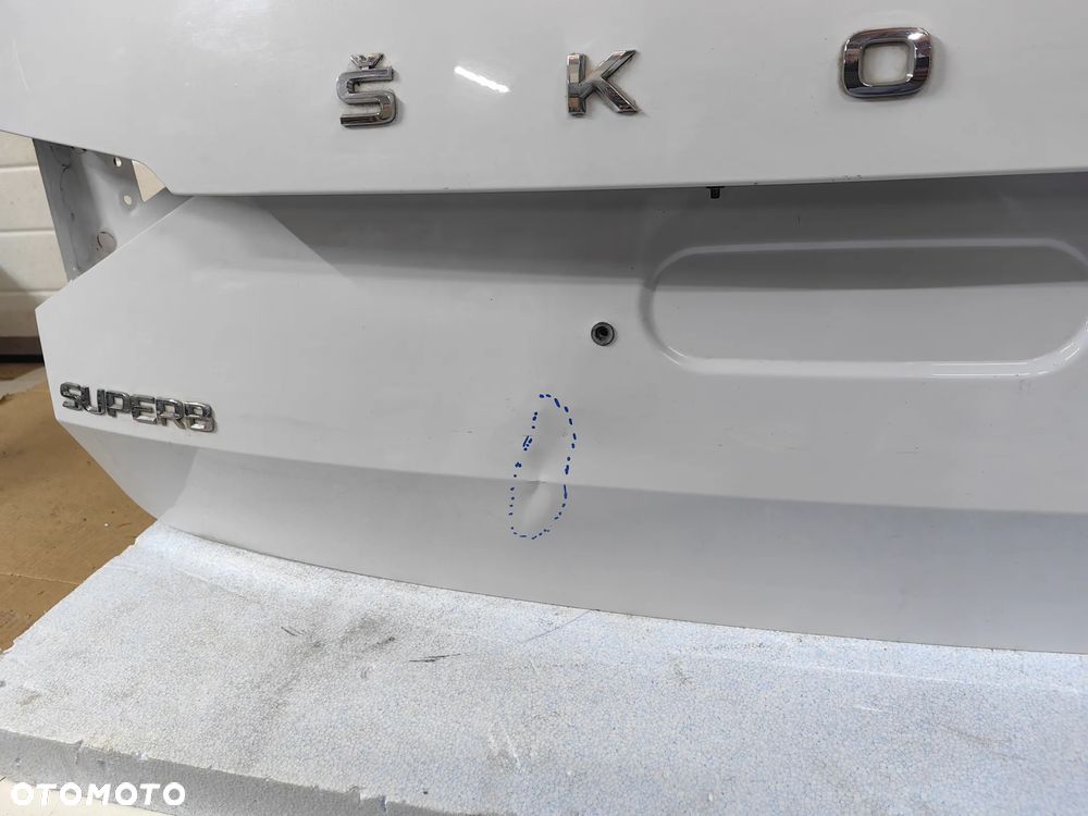 Klapa bagażnika Skoda Suparb III lift kombi - 5