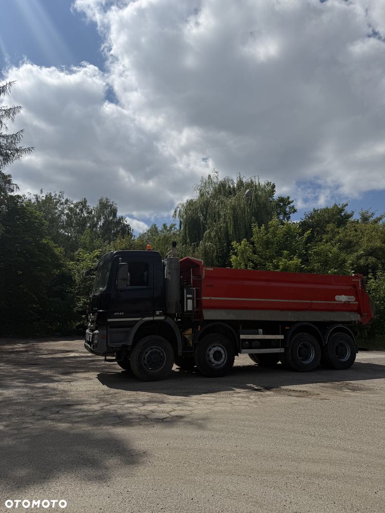 Mercedes-Benz 8x6 - 6