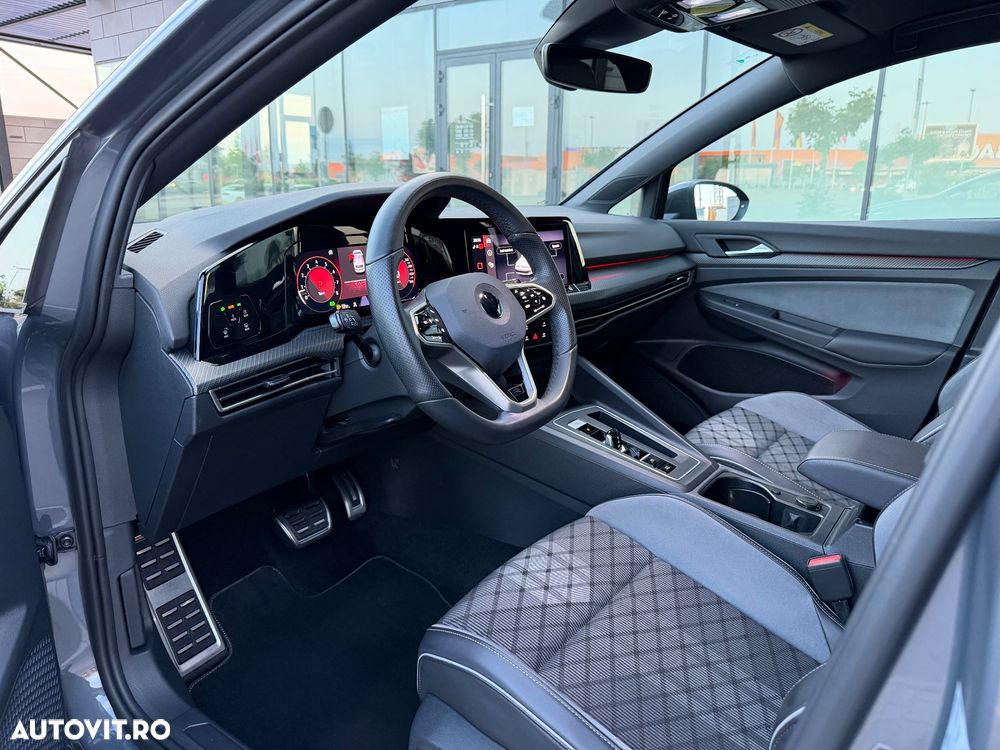 Volkswagen Golf 1.5 eTSI MHEV 150CP DSG R-Line - 13