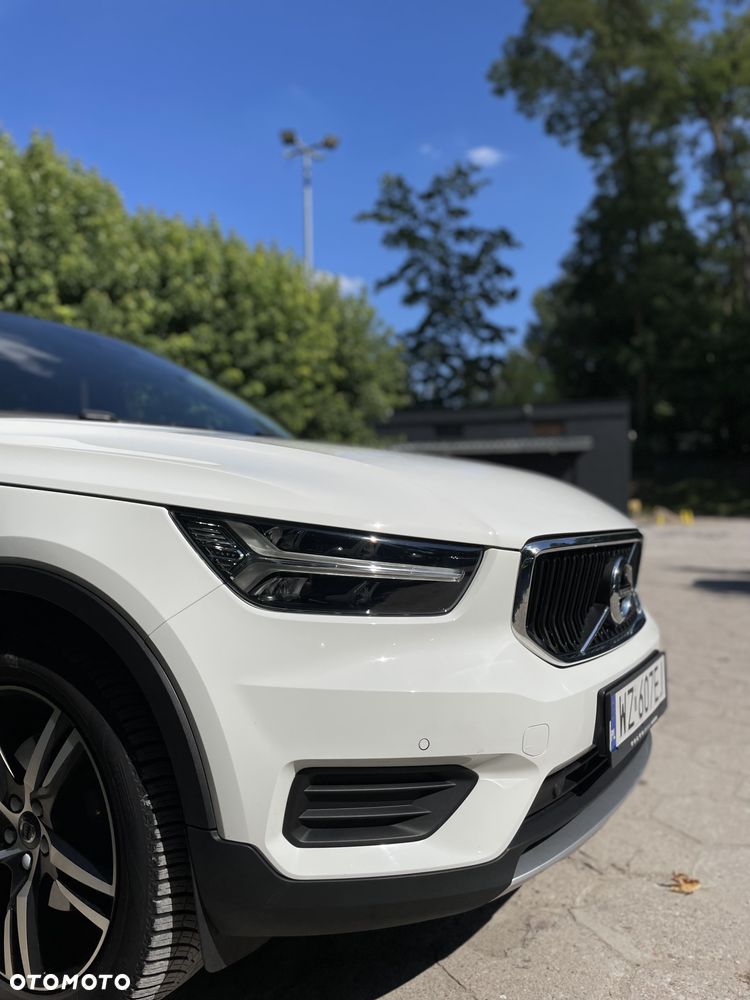 Volvo XC 40 D4 AWD Momentum Pro - 4
