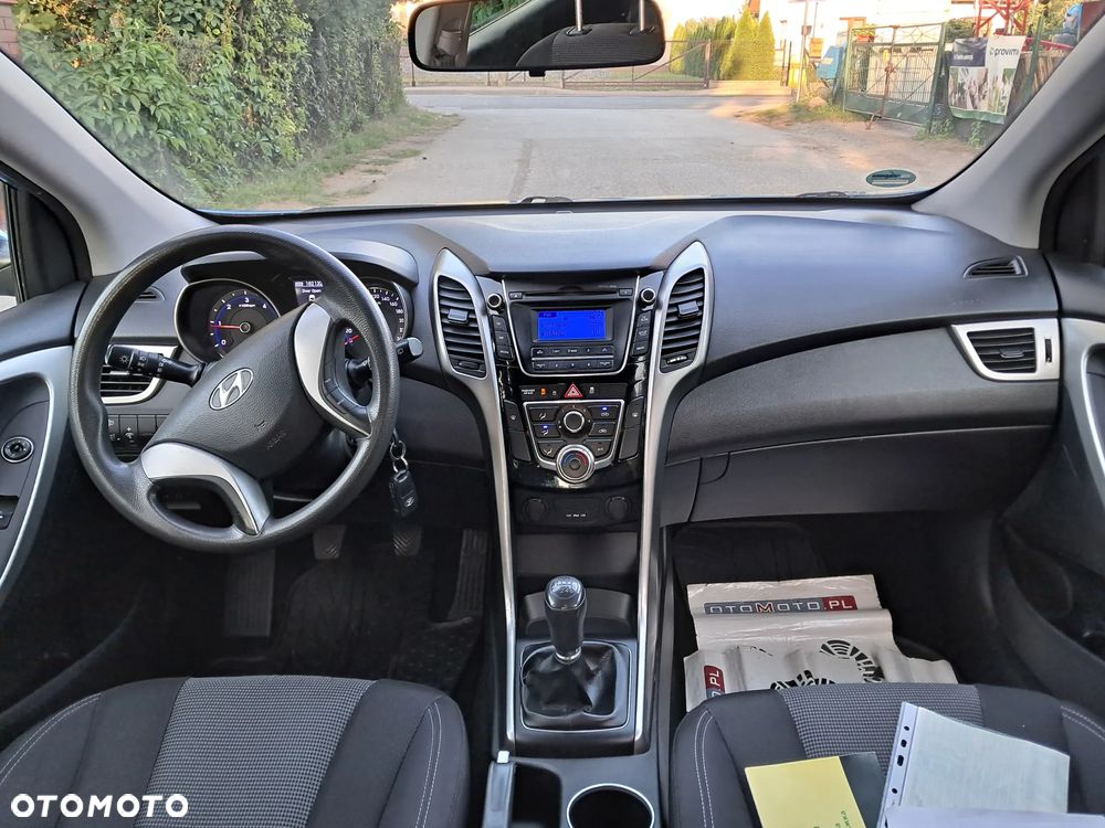 Hyundai i30 1.6 CRDI Trend - 3