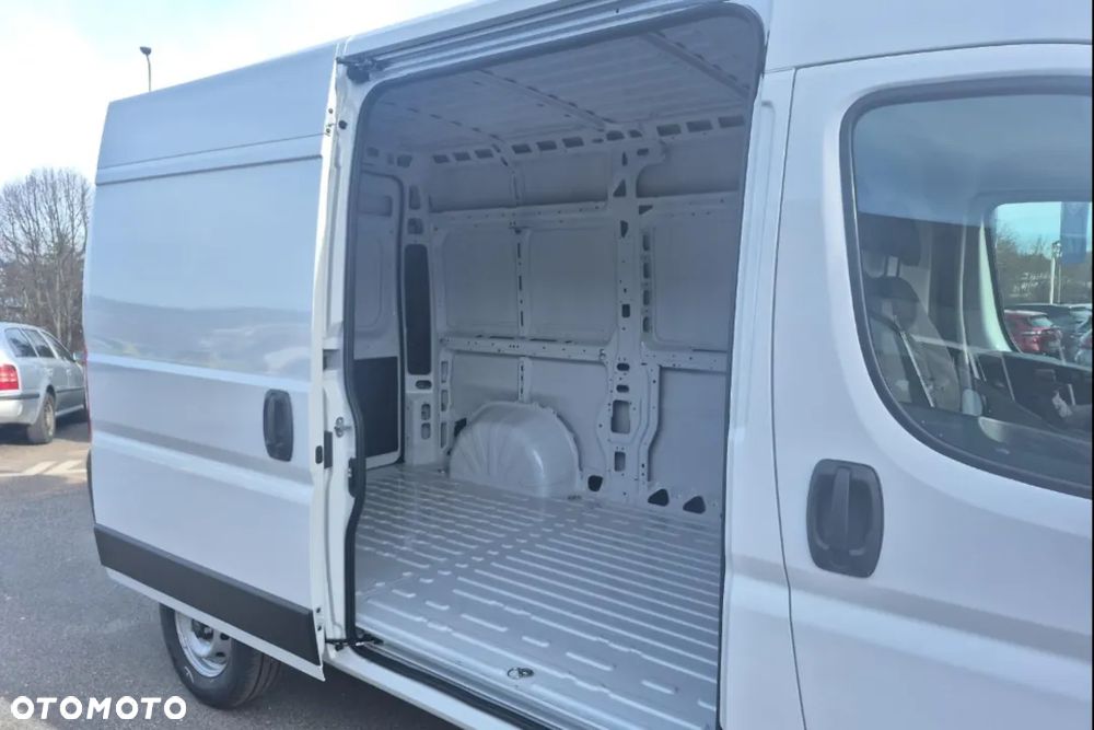Peugeot Boxer Furgon L2H2 3.3T - 9