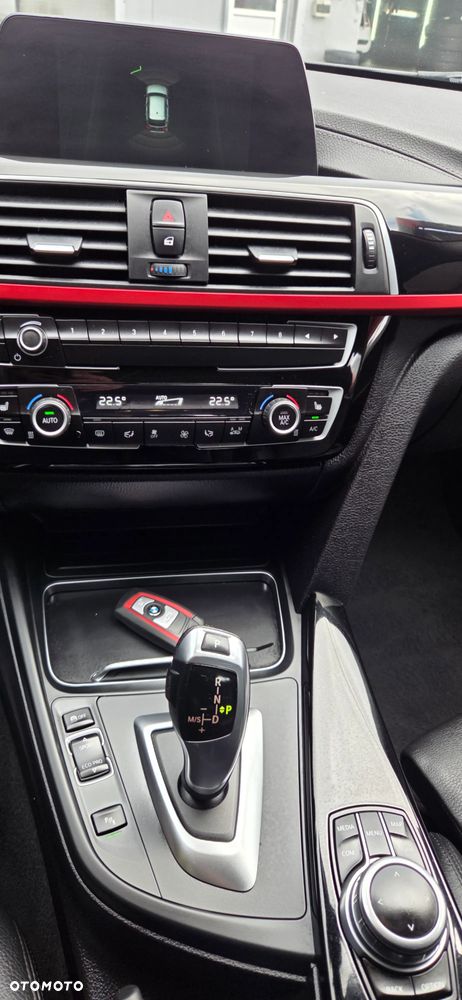 BMW Seria 3 320d Edition Luxury Line Purity - 27