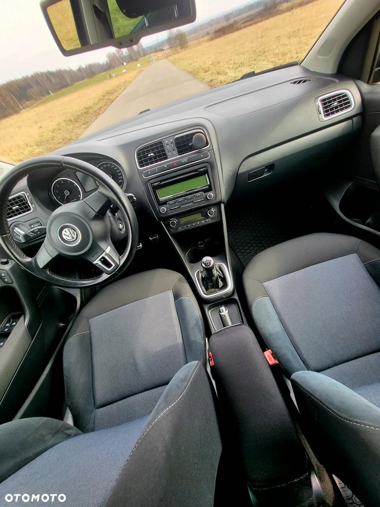 Volkswagen Polo - 17