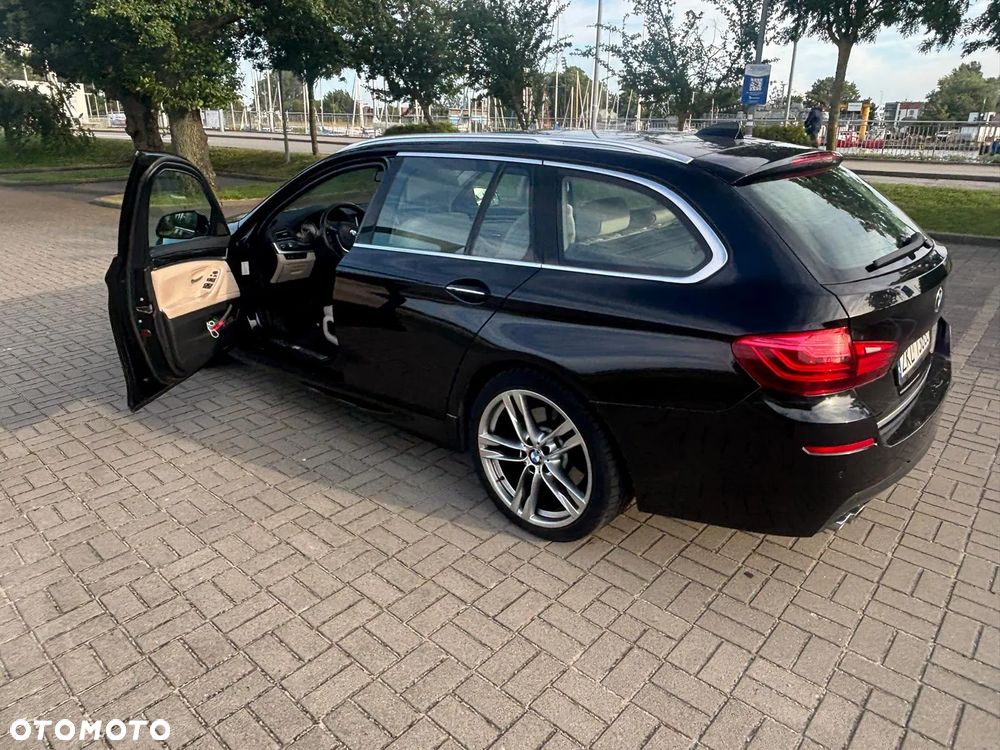 BMW Seria 5 530d xDrive Luxury Line - 3