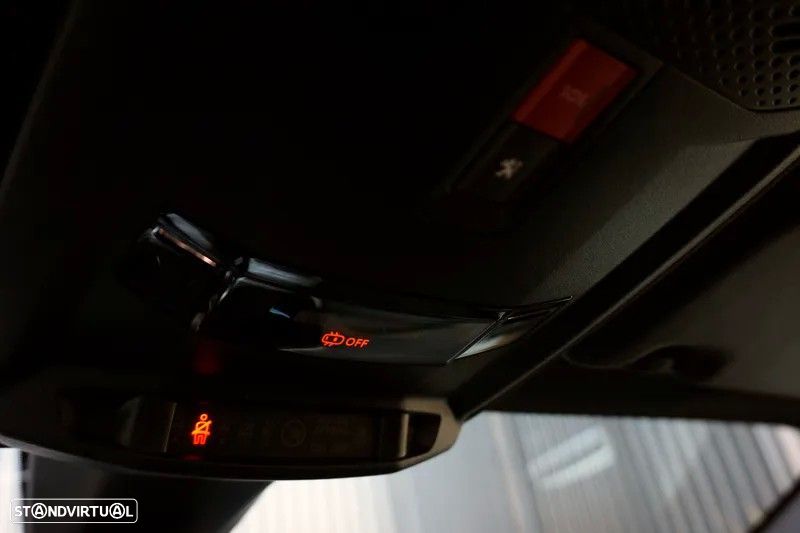 Peugeot e-208 50 kWh GT Line - 36