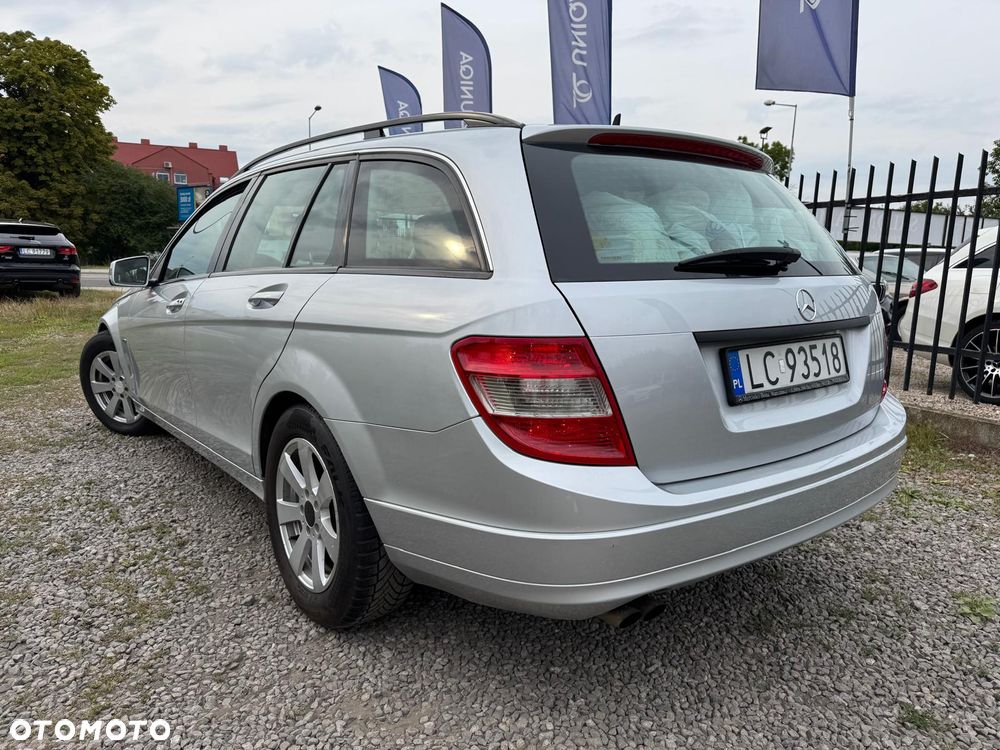 Mercedes-Benz Klasa C 180 BlueEFFICIENCY 7G-TRONIC Elegance - 3
