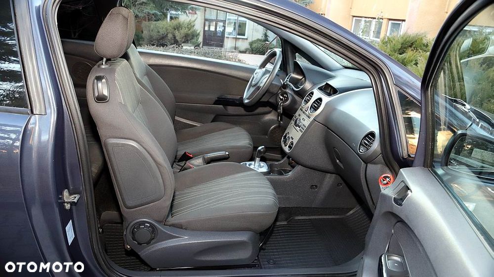Opel Corsa - 28