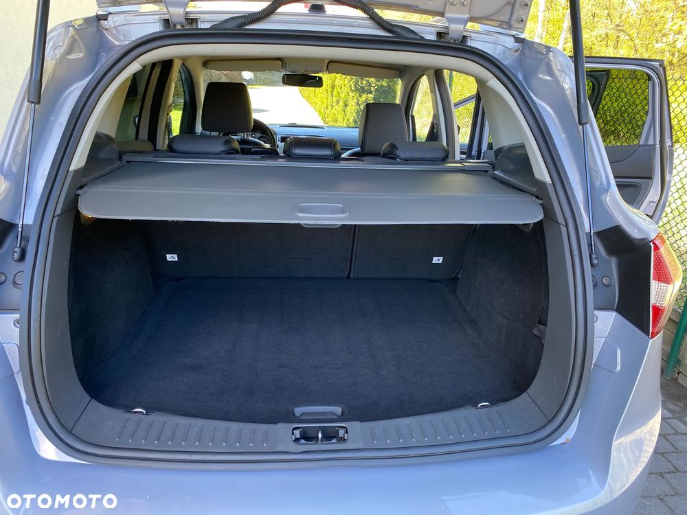 Ford Kuga 2.0 TDCi 2x4 Titanium - 28