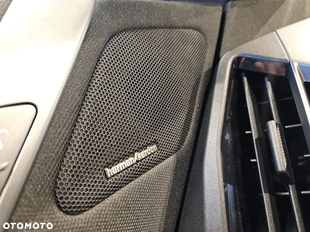 BMW iX xDrive45 - 14