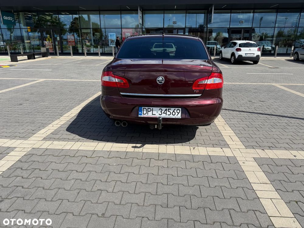 Skoda Superb 2.0 TDI Elegance - 12