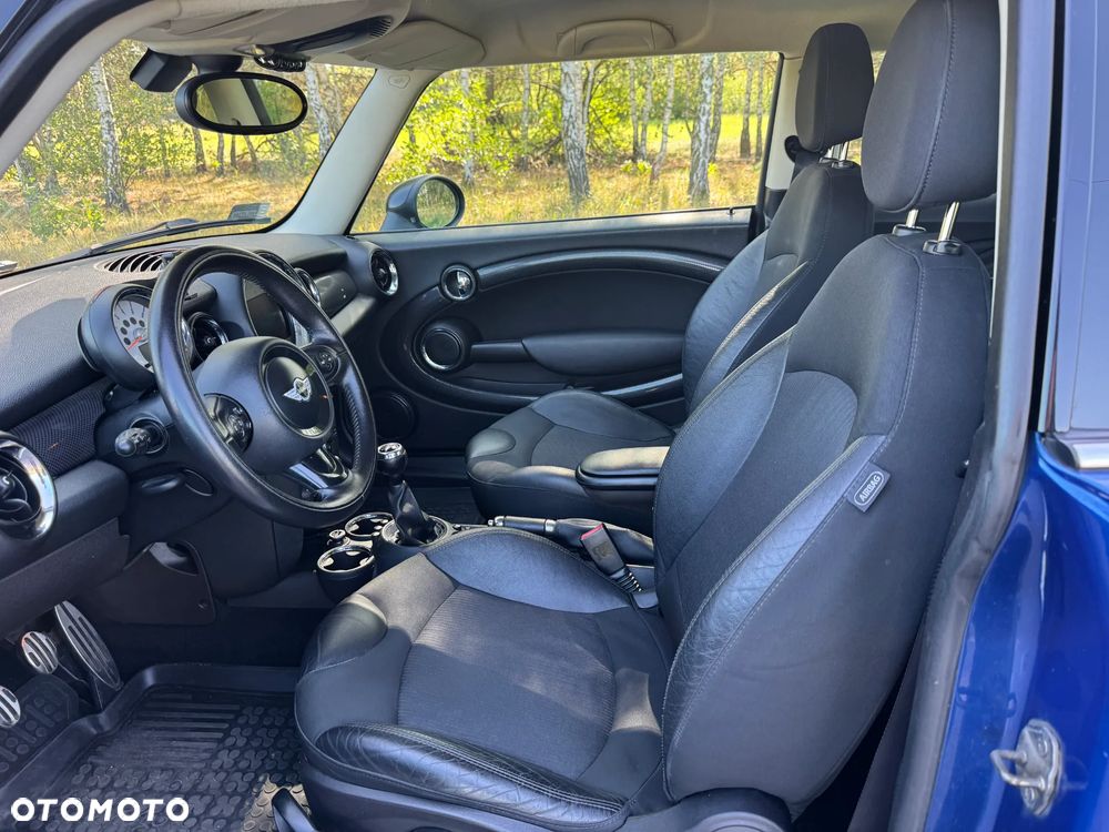 MINI Cooper S Standard - 22