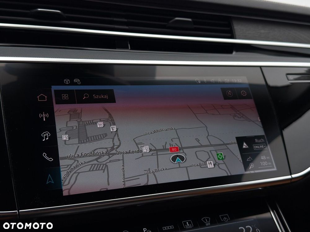 Audi A8 - 32