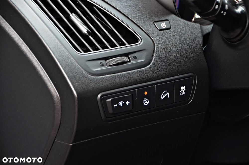 Hyundai ix35 2.0 CRDi Premium 4WD - 24