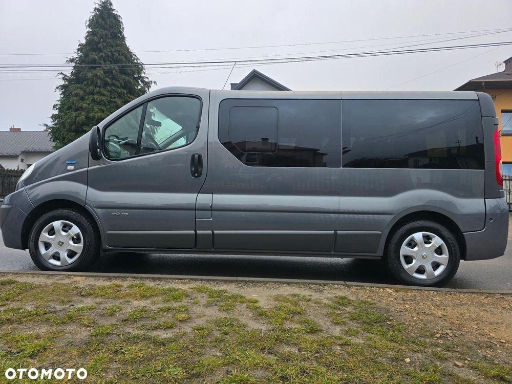Renault Trafic Grand Passenger Pack Clim - 24