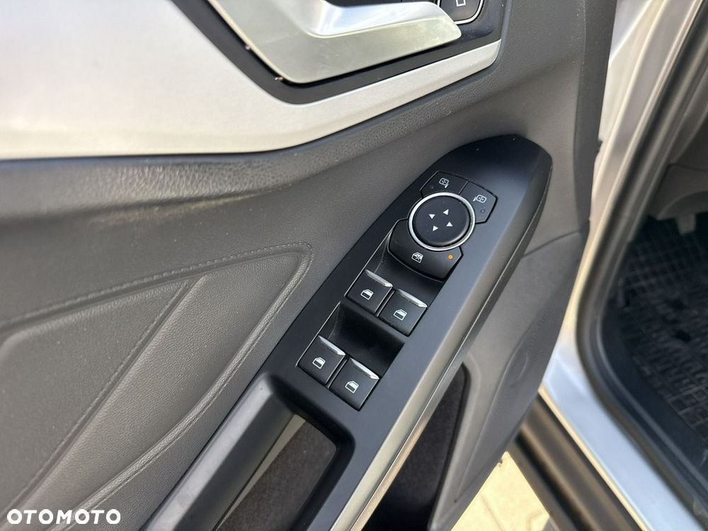 Ford Focus - 12