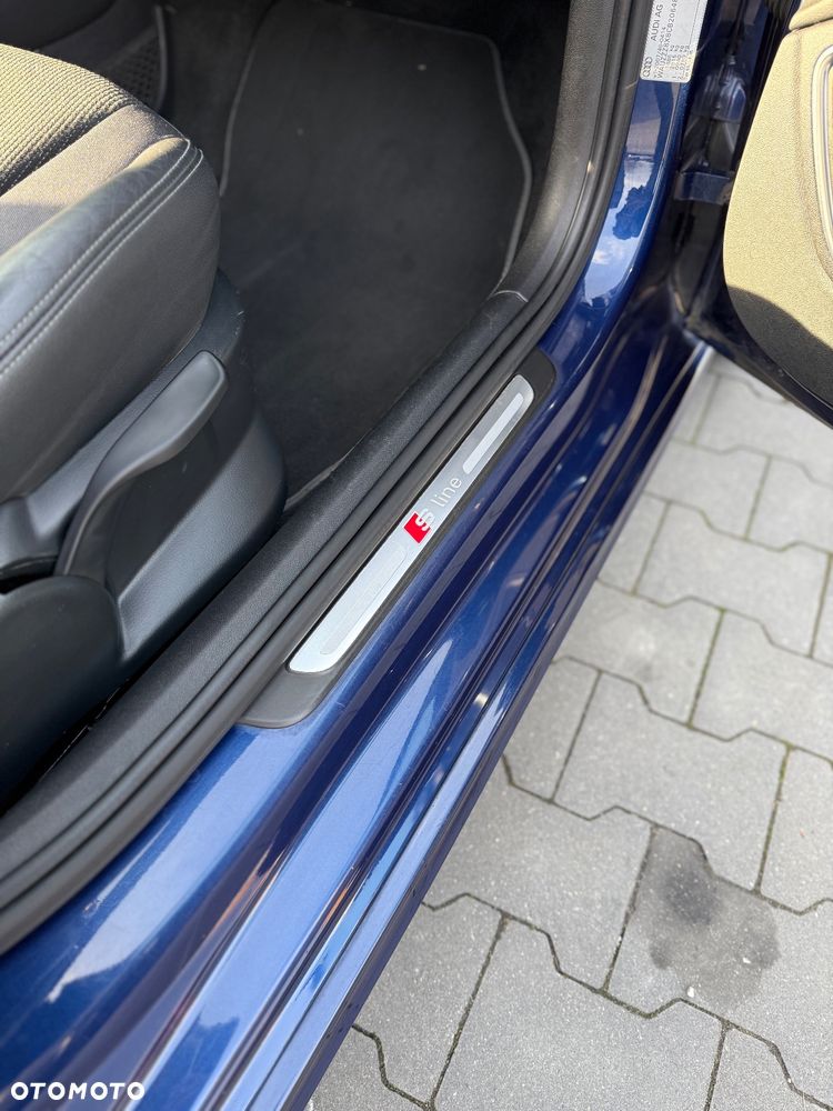 Audi A1 Sportback 1.4 TFSI S tronic S line edition m S line Sportpaket - 19