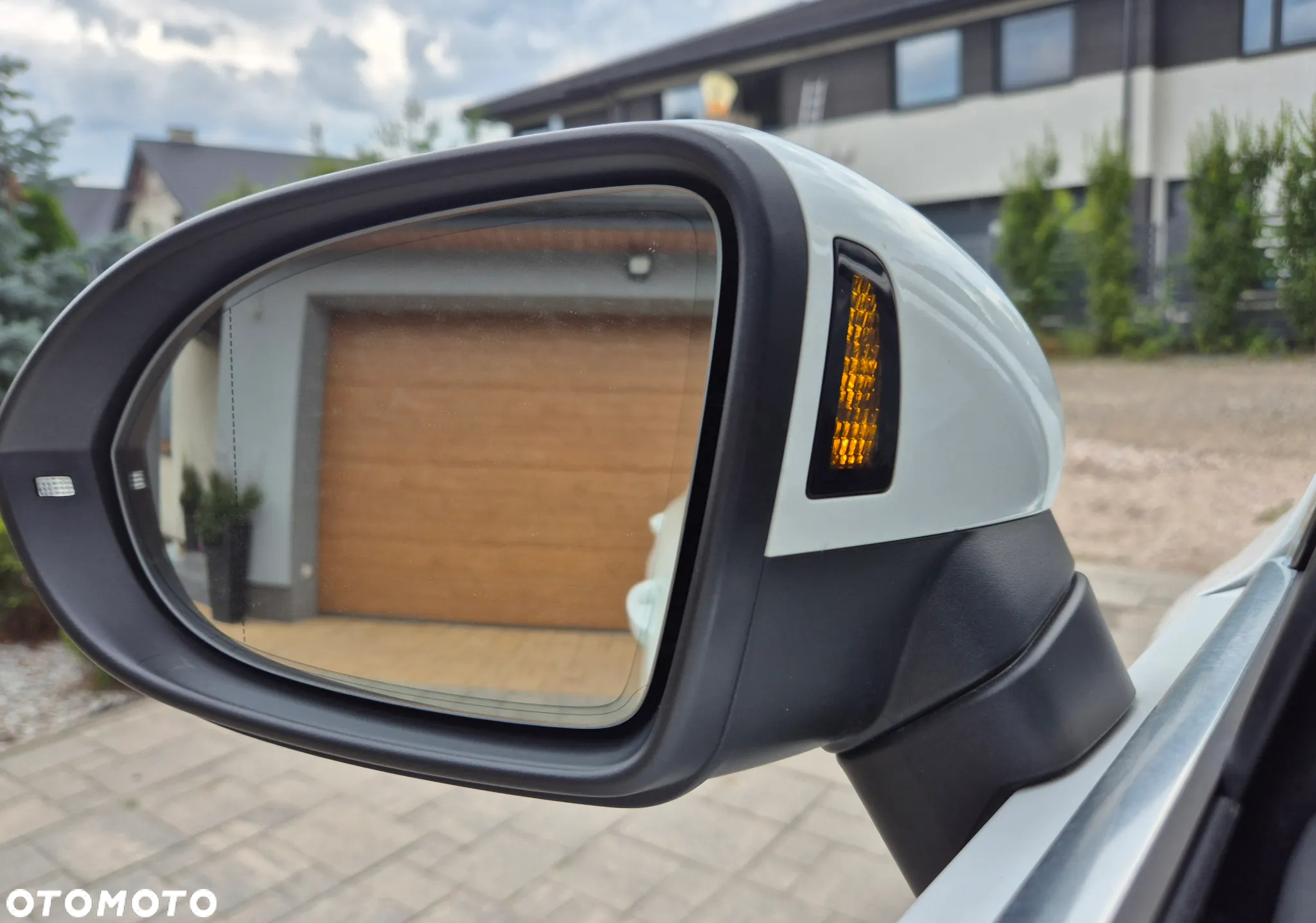 Volkswagen Passat 2.0 TDI 4Mot Elegance DSG - 20
