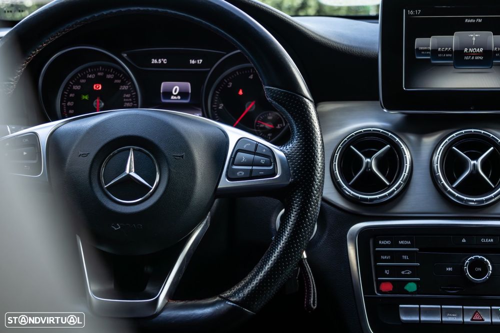 Mercedes-Benz CLA 180 d AMG Line - 21