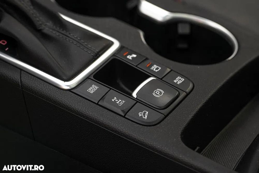 Kia Sportage 1.6 T-GDI 7DCT 4x4 GT Line - 19