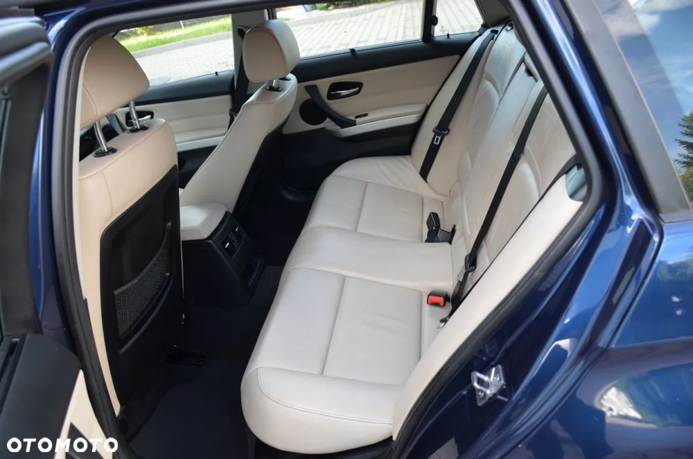 BMW Seria 3 - 29