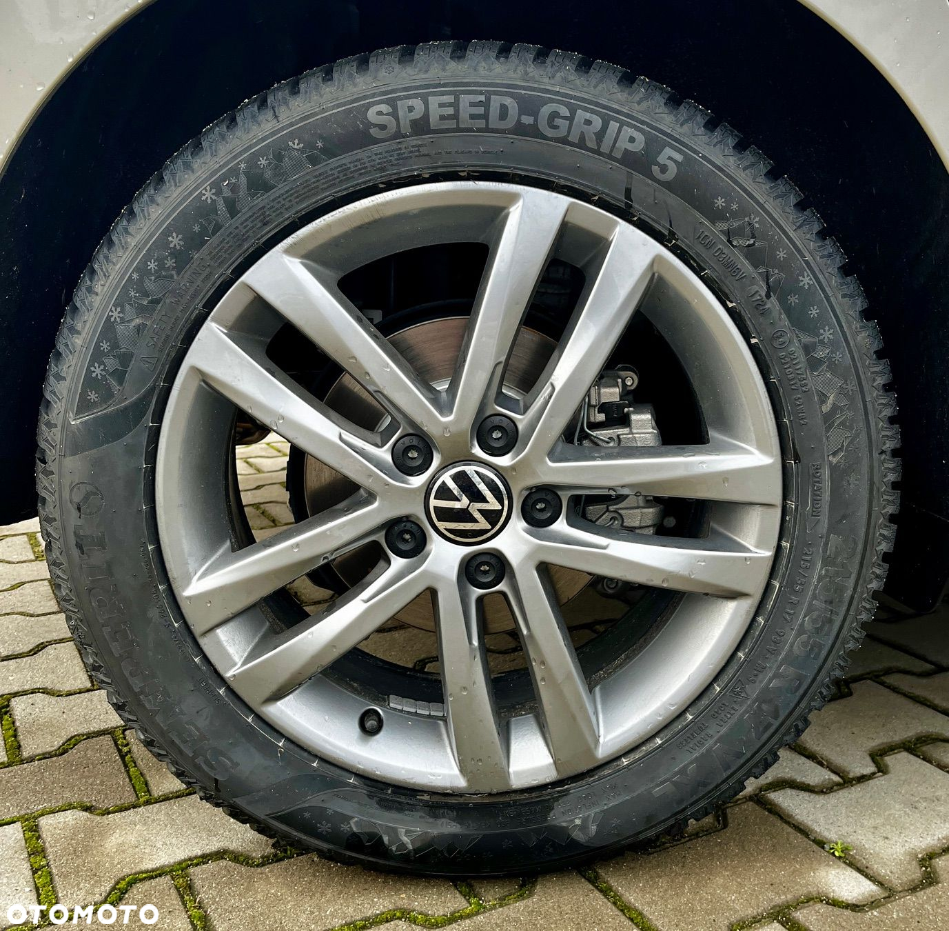 Volkswagen Touran - 13