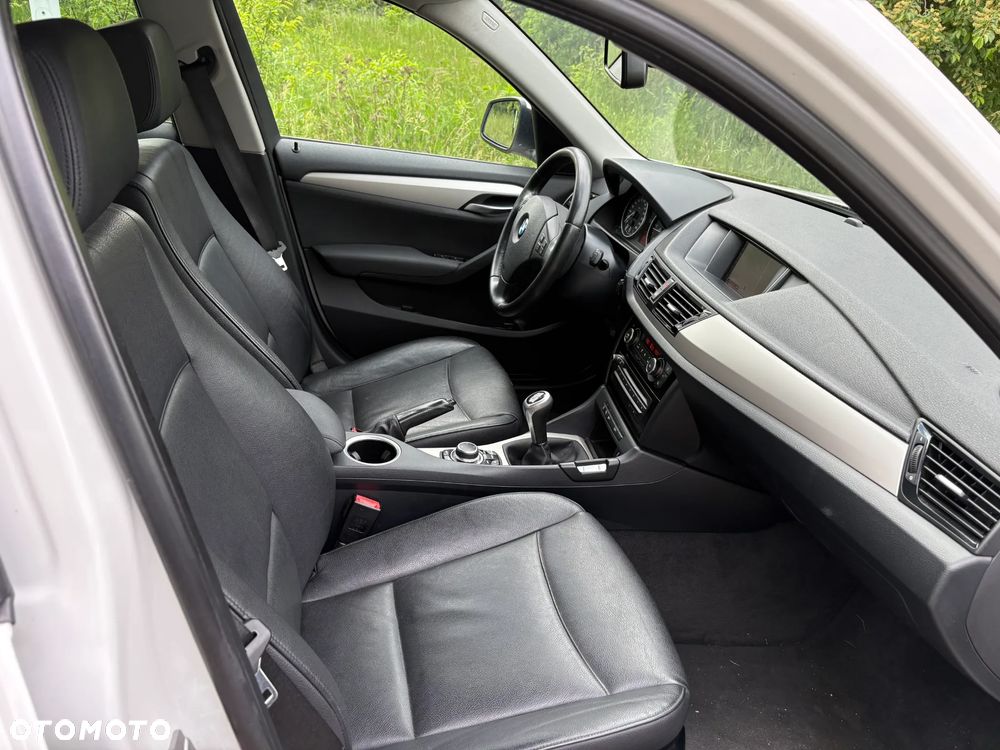 BMW X1 sDrive18d - 13
