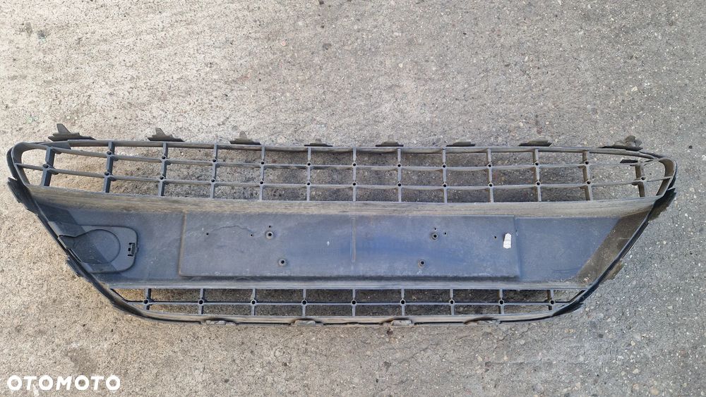 FORD FIESTA MK7 ATRAPA KRATKA ZDERZAKA PRZÓD - 2