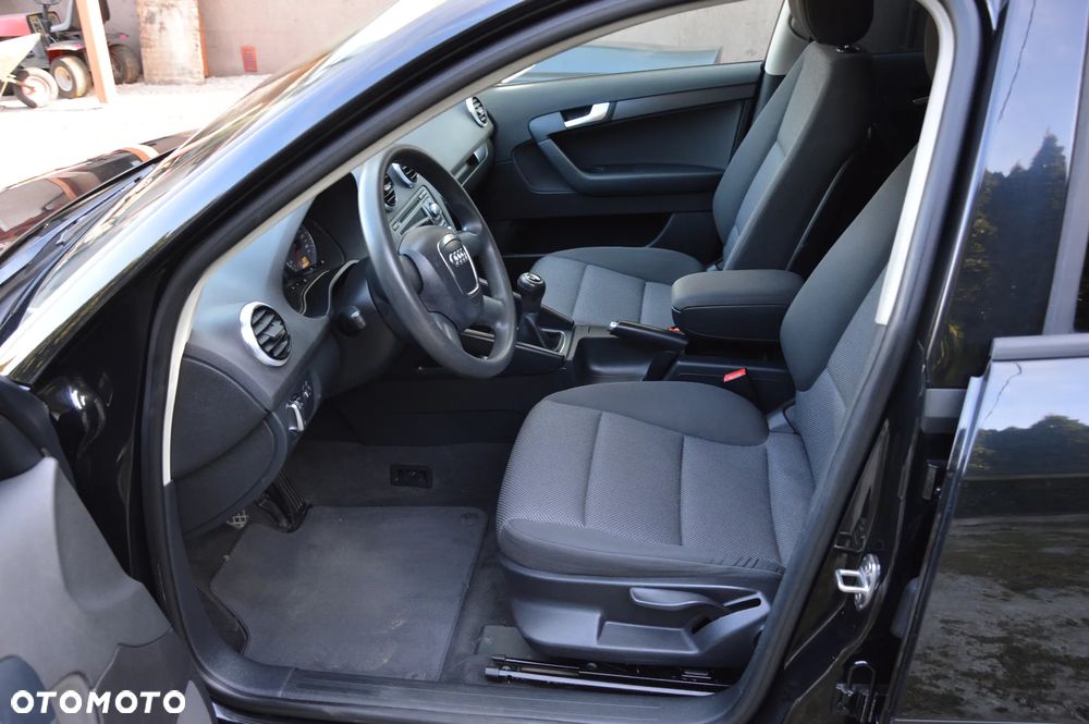 Audi A3 Sportback - 21