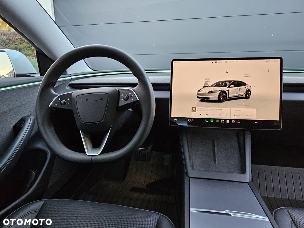 Tesla Model 3 - 22