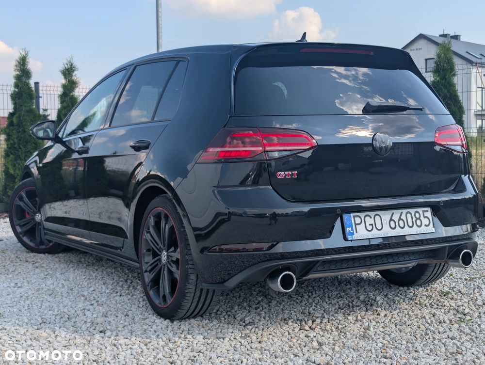 Volkswagen Golf GTI Performance BlueMotion Technology DSG - 12