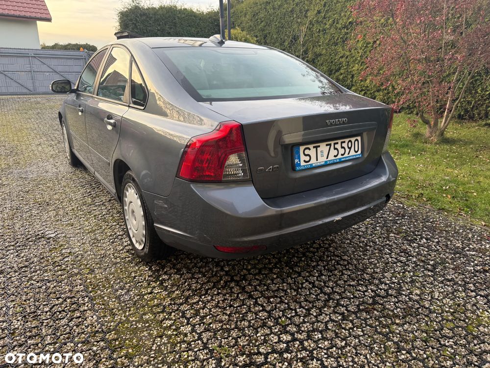 Volvo S40 2.0D - 6