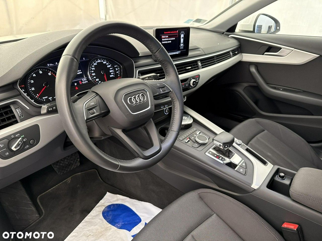 Audi A4 35 TFSI S tronic - 13