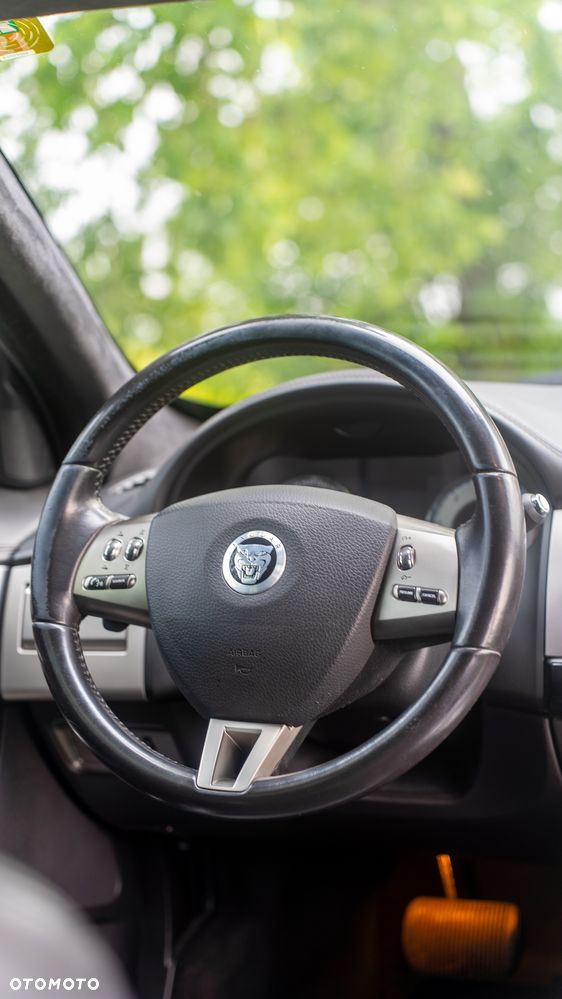 Jaguar XF 3.0 V6 D S Portfolio - 6