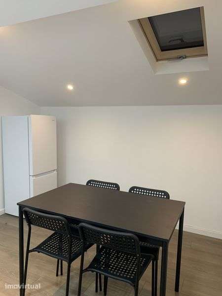 Alugo apartamento  T1 - Grande imagem: 5/8