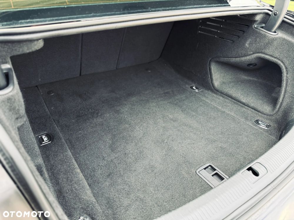 Audi A4 Limousine 40 TDI S tronic S line - 17