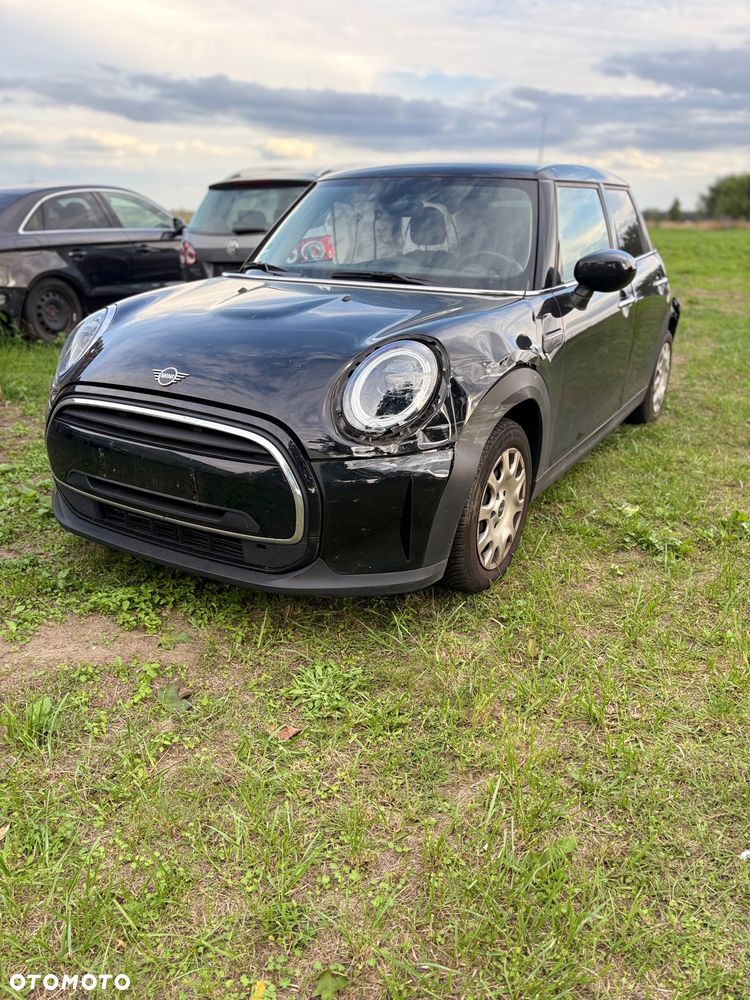 MINI ONE Essential Trim - 2