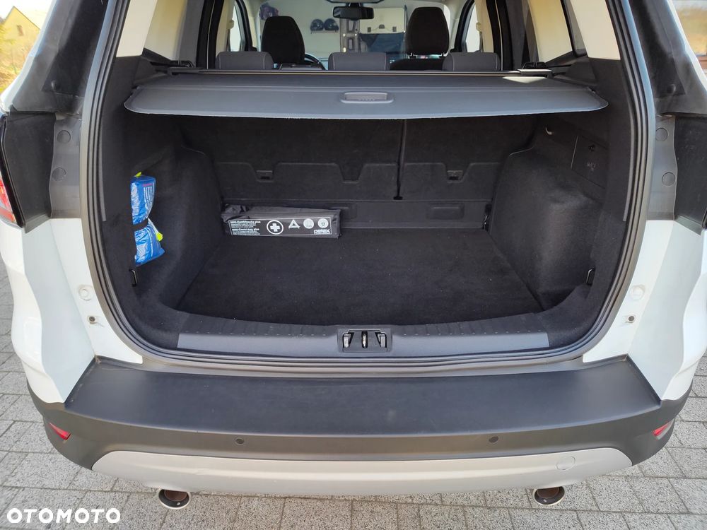 Ford Kuga 2.0 TDCi 2x4 Titanium - 9