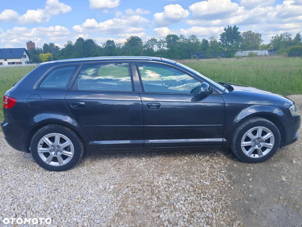 Audi A3 Sportback 1.4 TFSI Attraction - 5