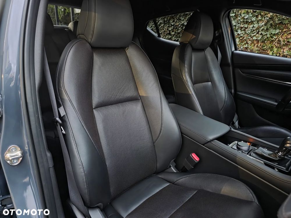 Mazda 3 2.0 mHEV Hikari - 15