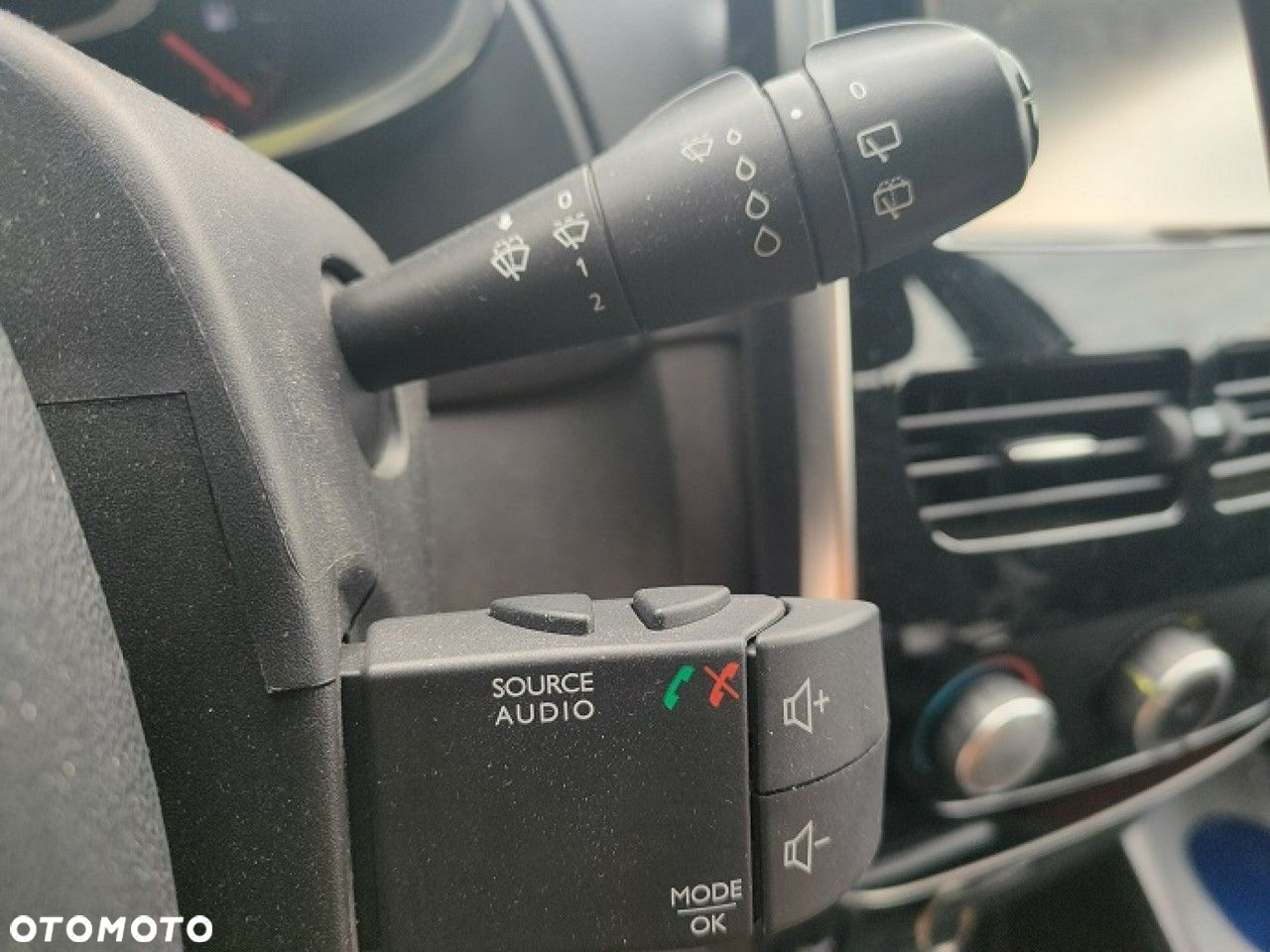 Renault Clio - 21