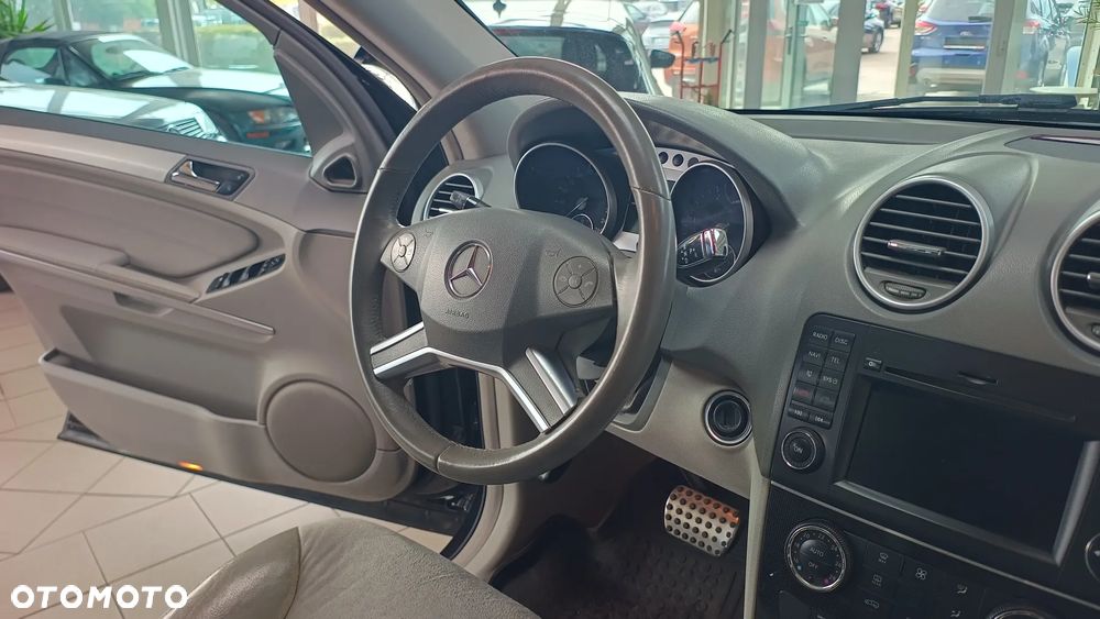 Mercedes-Benz ML 350 CDI 4-Matic - 32