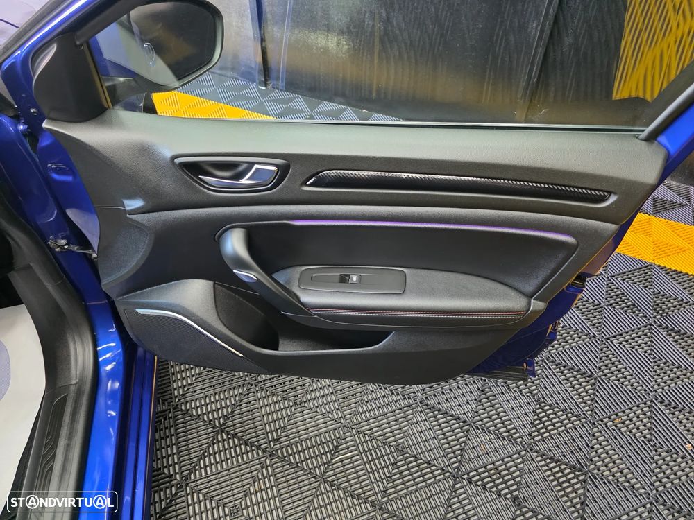 Renault Mégane 1.6 Plug-In R.S. Line - 23
