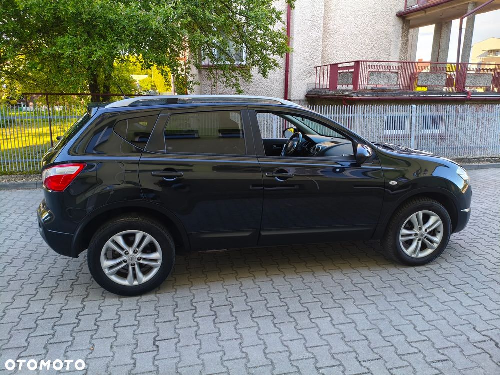 Nissan Qashqai 2.0 dCi 4 x 4 DPF tekna - 7