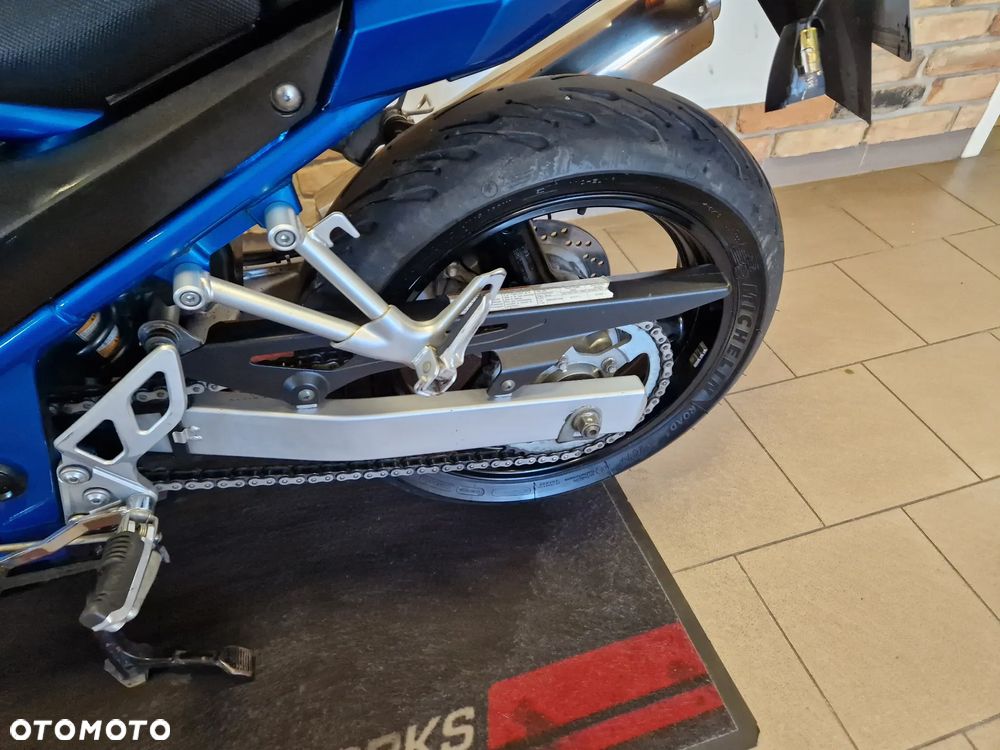 Suzuki Bandit - 12