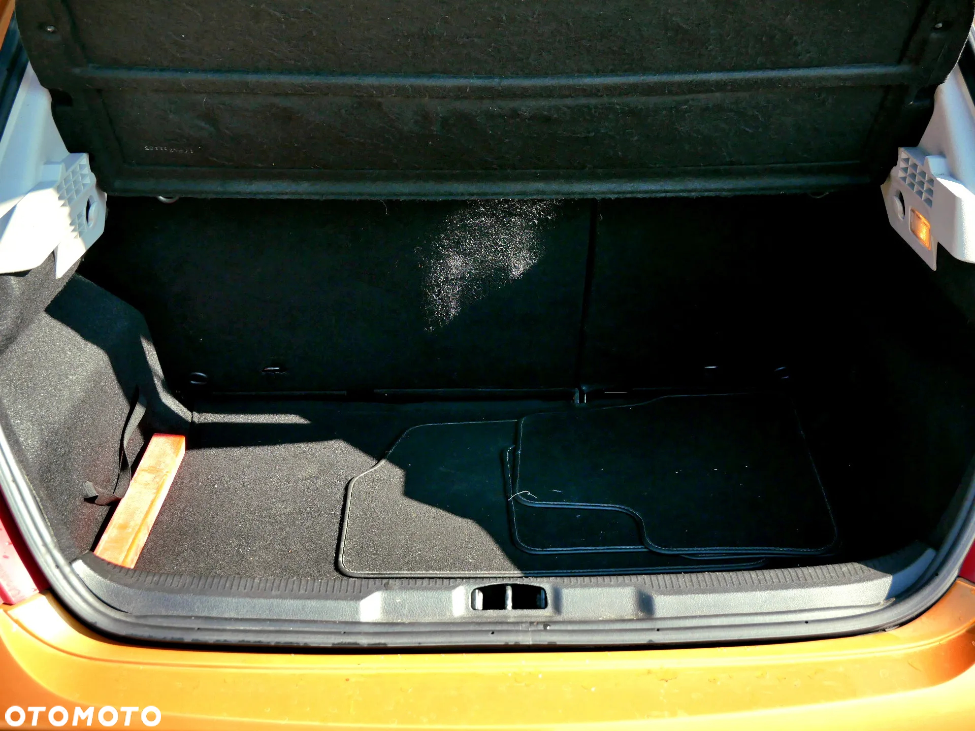 Peugeot 207 110 Sport - 12