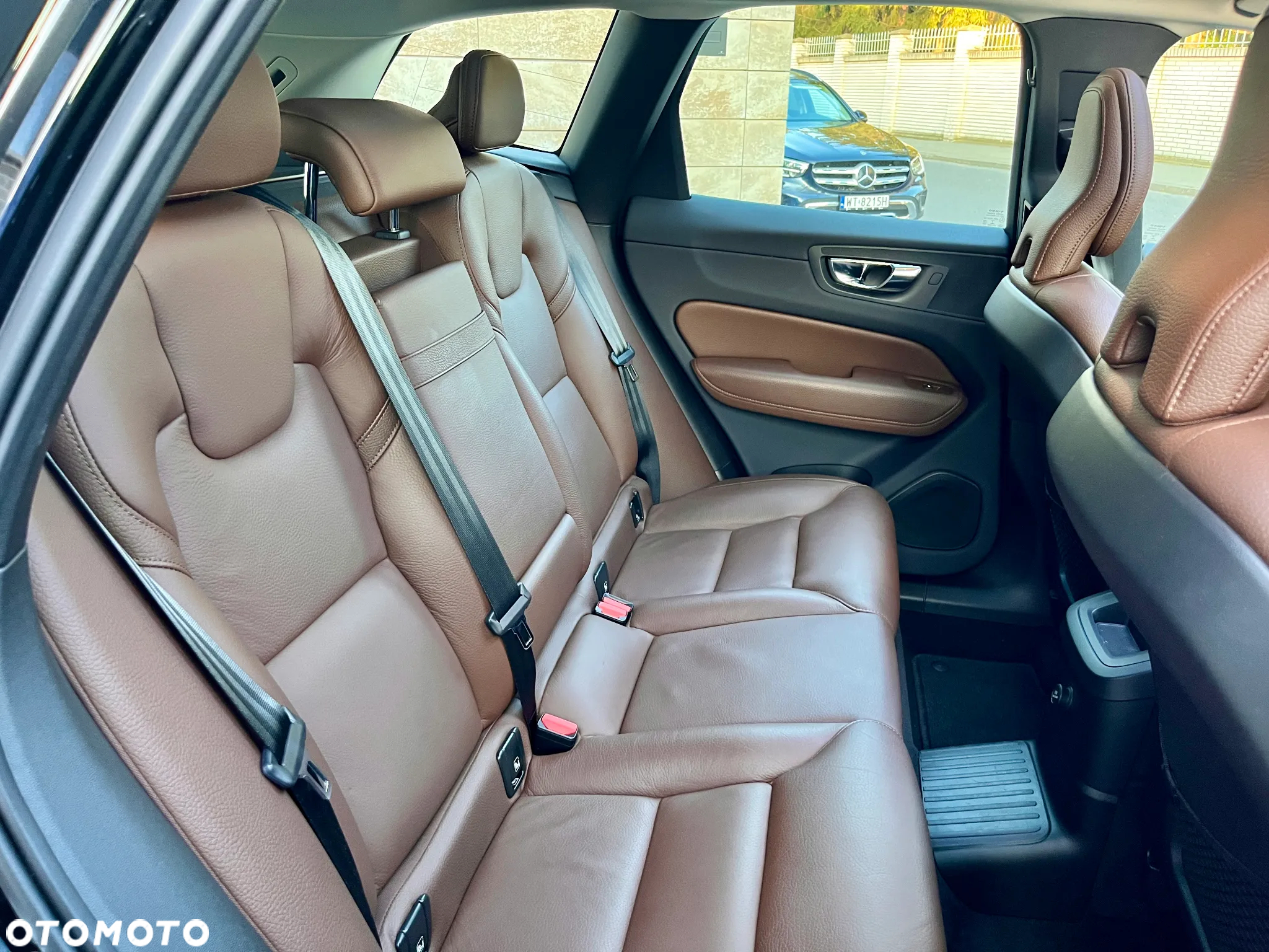 Volvo XC 60 T8 AWD Plug-In Hybrid Momentum - 10