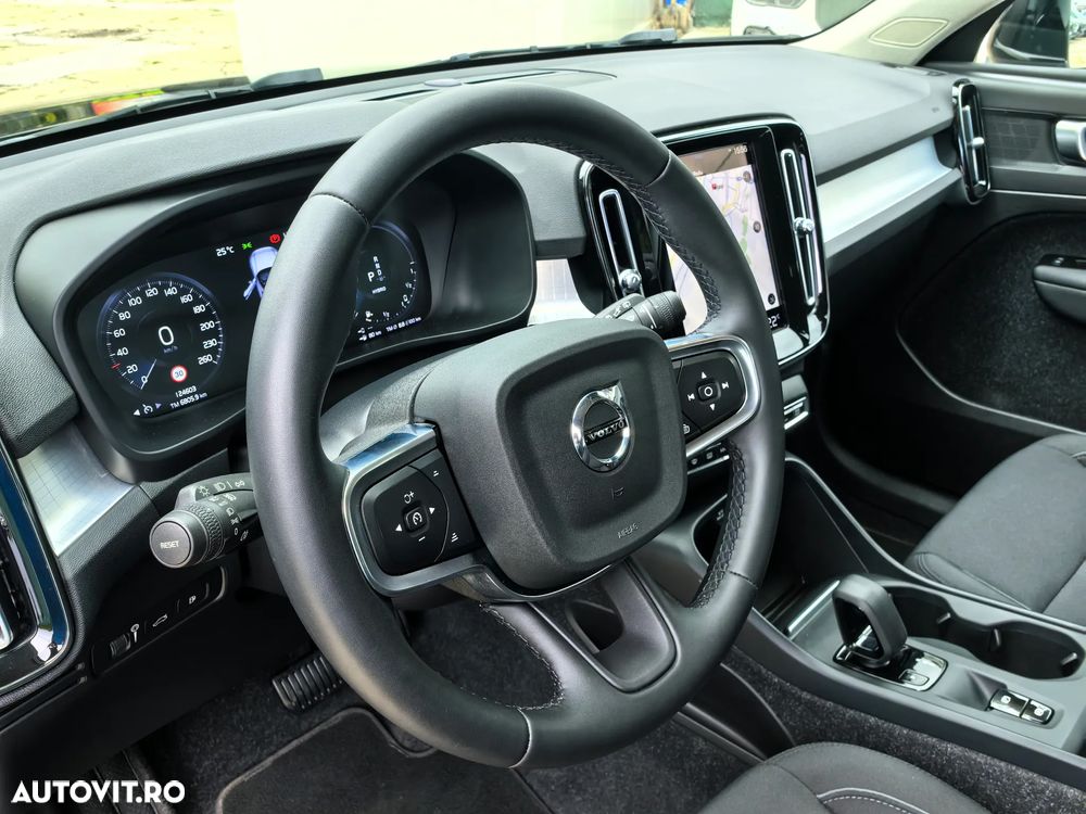 Volvo XC 40 T4 Recharge DKG Inscription Expression - 13